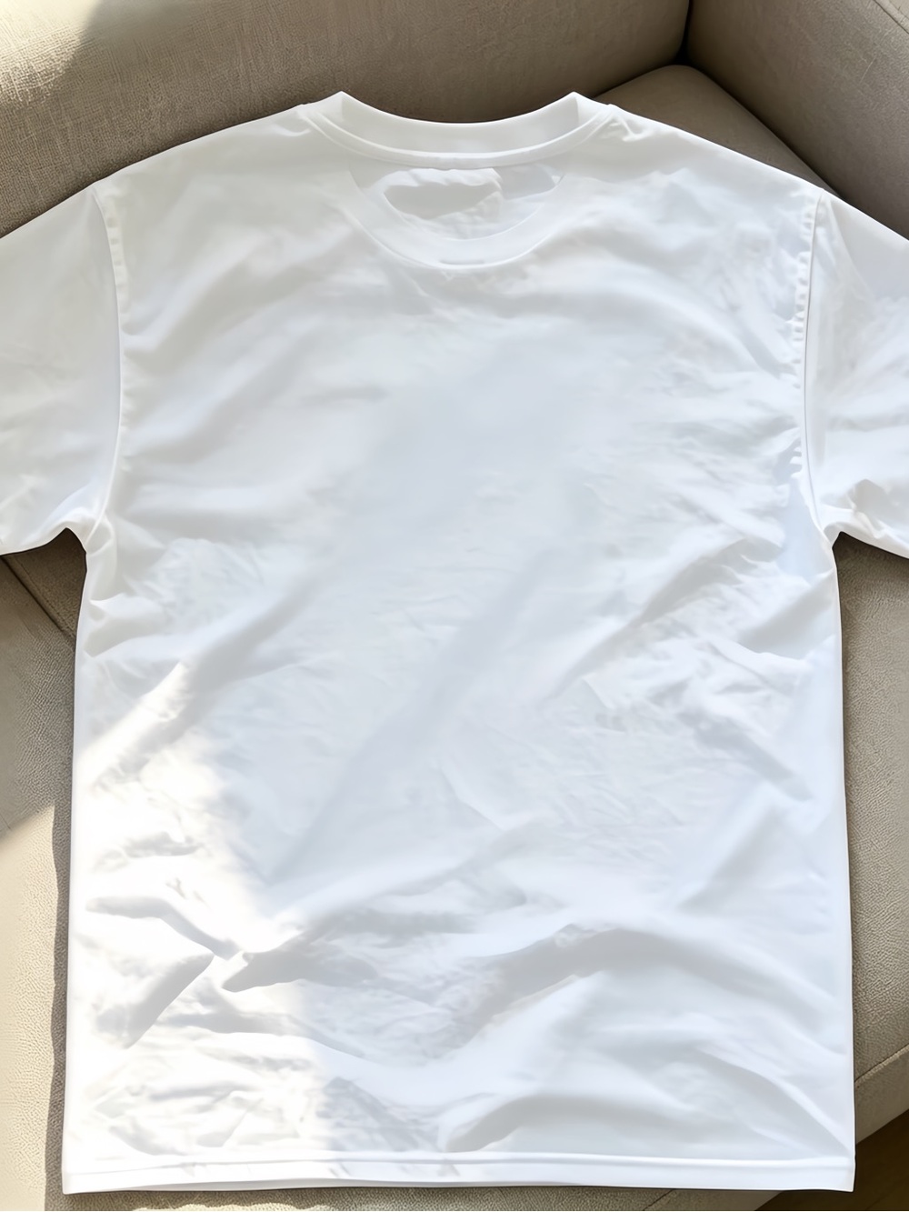 Retro aesthetics, hanging accessories,retro lifestyle, white universal T-shirt - Picture 4 of 4